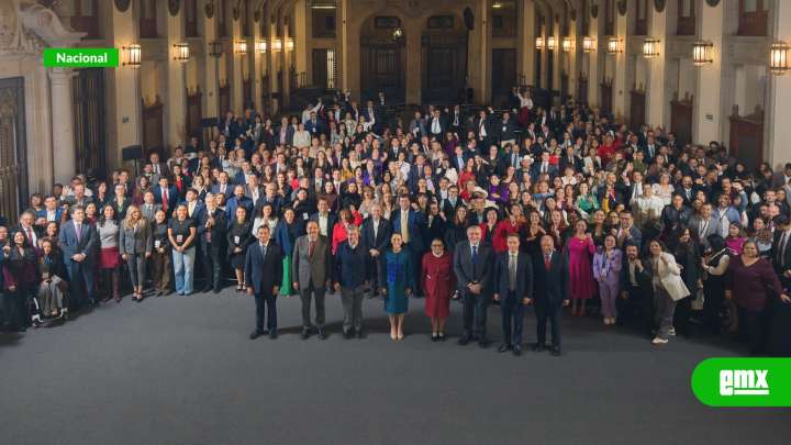 Sheinbaum agradece a legisladores su apoyo al Paquete Económico 2026 durante reunión en Palacio Nacional