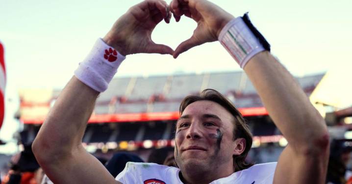 Clemson coach Swinney's vow: 'We'll win more championships'