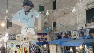 La memoria de Maradona sigue viva en Nápoles, la ciudad que lo vio triunfar