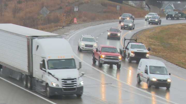 Drivers plan ahead as millions of people projected to travel for Thanksgiving