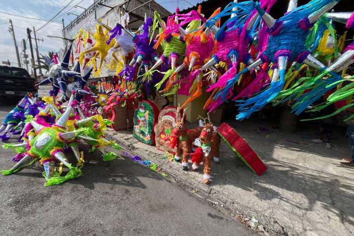 Saltillo: La estrella de siete picos sigue mandando en las fiestas decembrinas