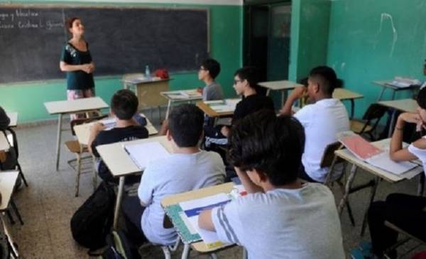 El Gobierno permite que accedan al mercado de capitales adolescentes desde los 13 años