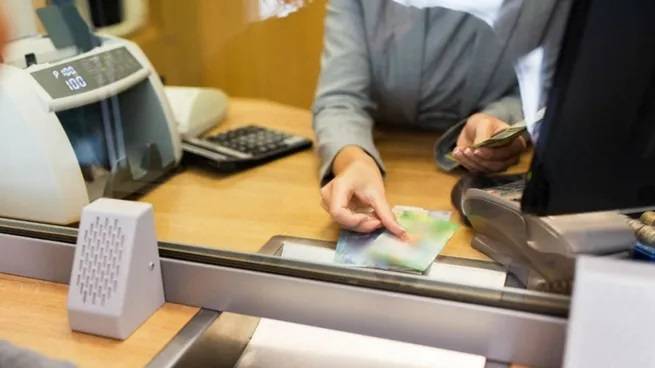 Por qué se celebra el Día del Bancario cada 6 de noviembre y cómo funcionan los bancos hoy