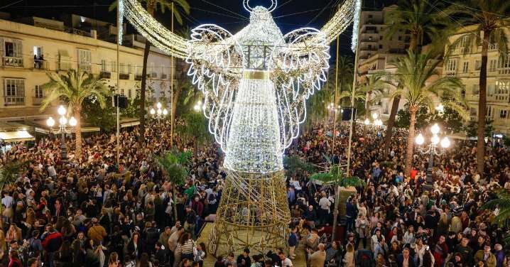 Programación de la Navidad 2025 en Cádiz: fechas, horarios, espectáculos, mercadillos y parques de atracciones infantiles