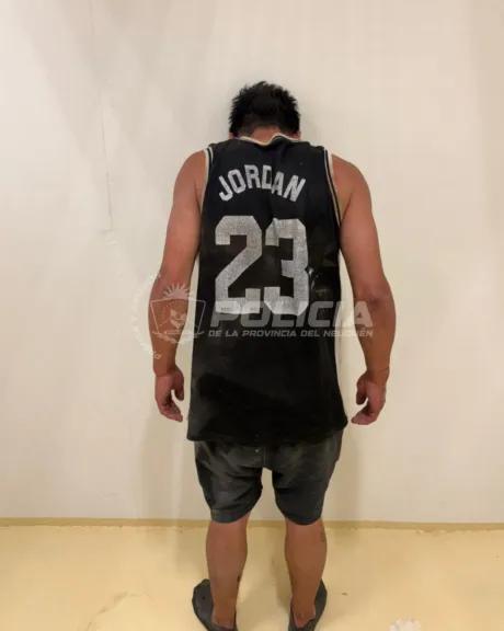 Demoraron a un hombre que mantenía encerrada a su pareja embarazada y a una menor