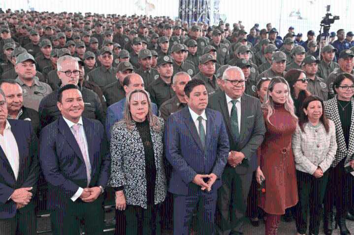 Gobierno presentará iniciativa para homologar sueldos de policías