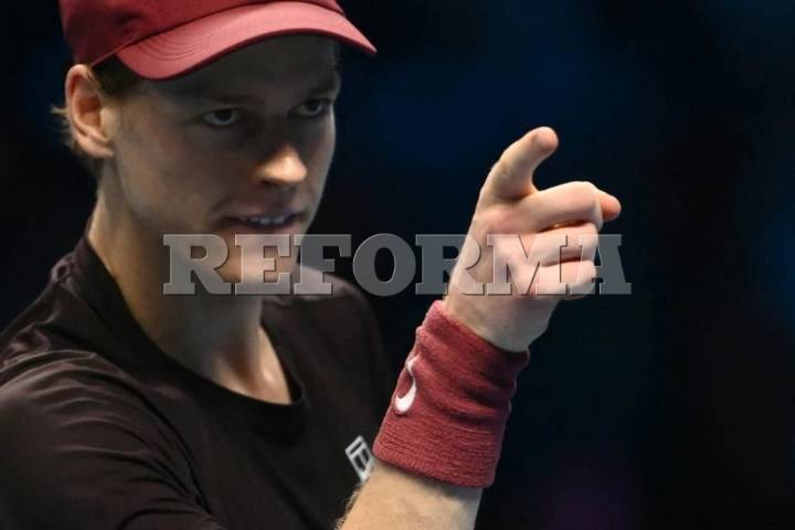 Derrota Sinner a De Miñaur y avanza a la Final del Masters