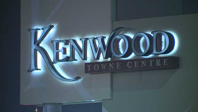 Shoppers hunt for Black Friday deals at packed Kenwood Towne Center