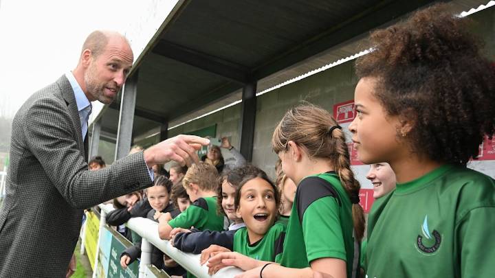 Prince William keeps promise to local Cornish football club