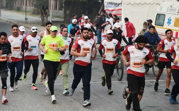 Chief Minister Omar Abdullah flags off 2nd Edition of Kashmir Marathon