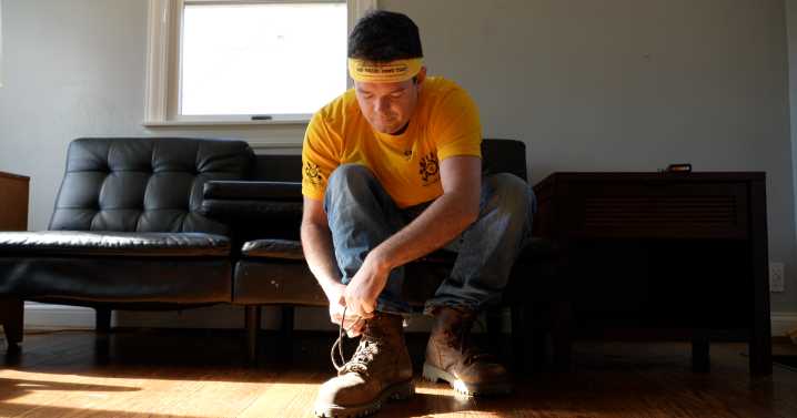 'Pawns in their political game' | How the historic government shutdown is impacting Cincinnati federal workers