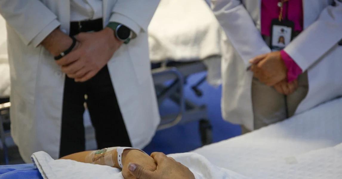 Clínica exigió pagaré antes de atender a adulto mayor con insuficiencia cardíaca: Corte confirma multa de $48,6 millones