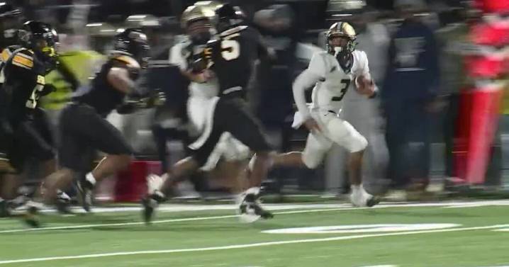 #2 Varina defeats #5 Highland Springs 21-3 in East End rivalry