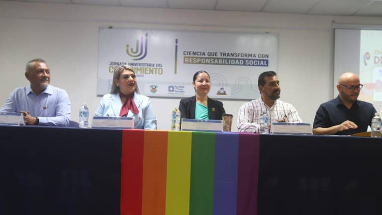 Celebran conferencia ‘Diálogos desde la Diversidad’ para mostrar avances, logros y reflexiones de la Comunidad LGBTQ+