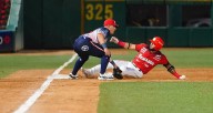 Aguilas gana con blanqueada 3