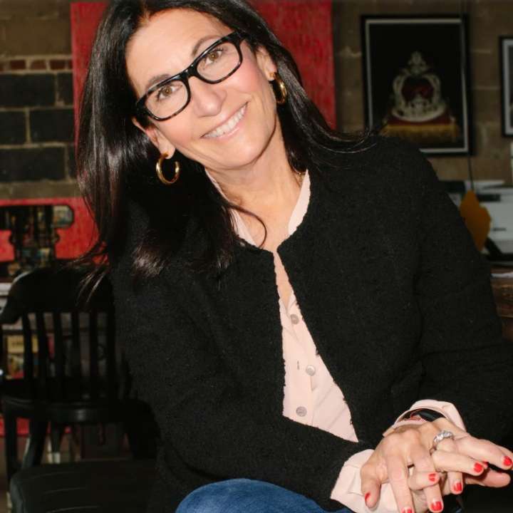 Bobbi Brown Holiday Gift Guide: Jones Road Holiday Sets, Caviar & Cashmere