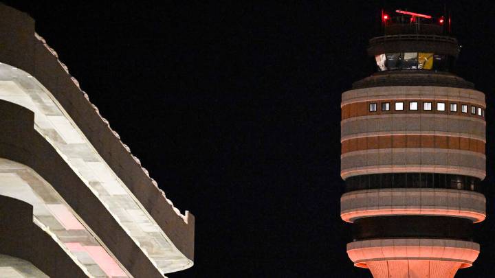 Some Parts Of US Airspace Could Close If Government Shutdown Drags On