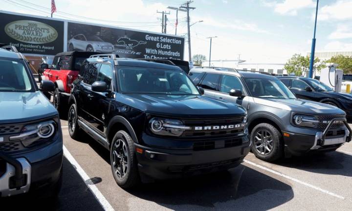 Ford to recall about 230,000 US vehicles over instrument panel display failure