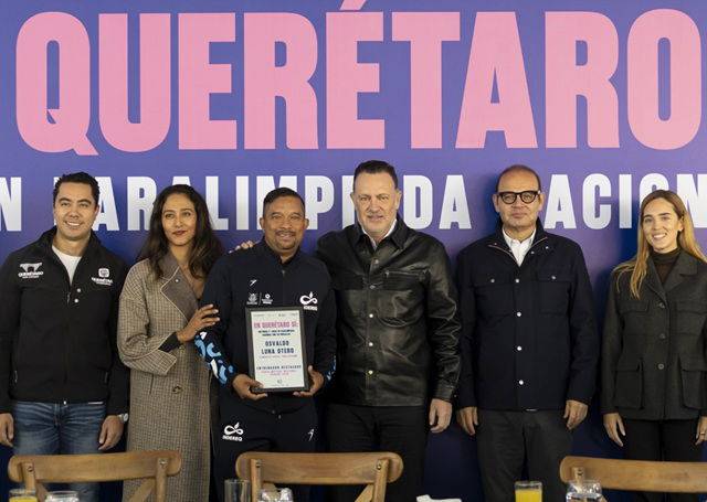 Reconocen autoridades estatales a deportistas por obtener el 3er lugar en Paralimpiada Nacional