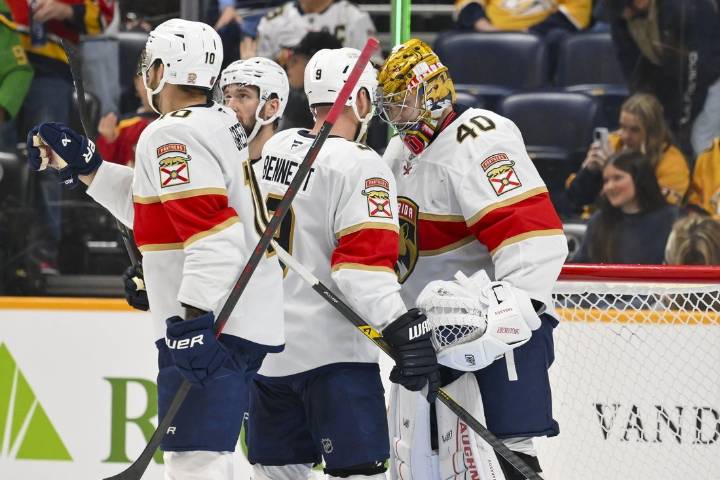 Deadspin | Panthers explode again in 8-3 hammering of Predators