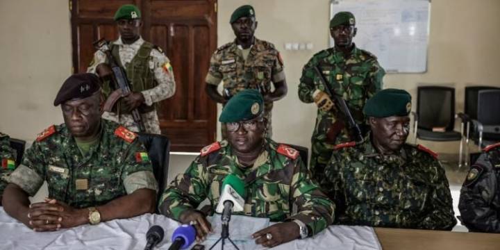 Militares dan un golpe de Estado en Guinea-Bisáu y suspenden elecciones
