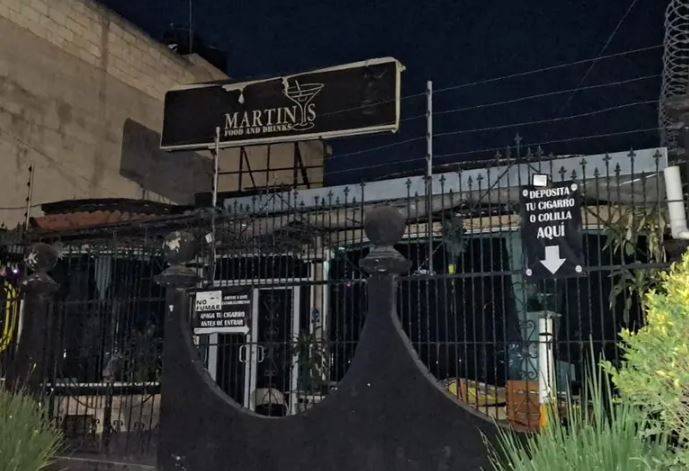 Comando irrumpe en bar y secuestra a dos hombres en Tlaxcala