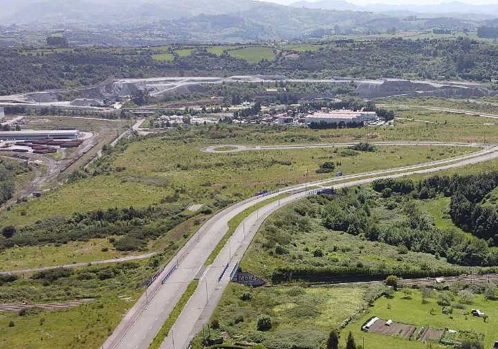 La pugna entre Cataluña y Valencia complica las opciones de Asturias para acoger la fábrica de BYD