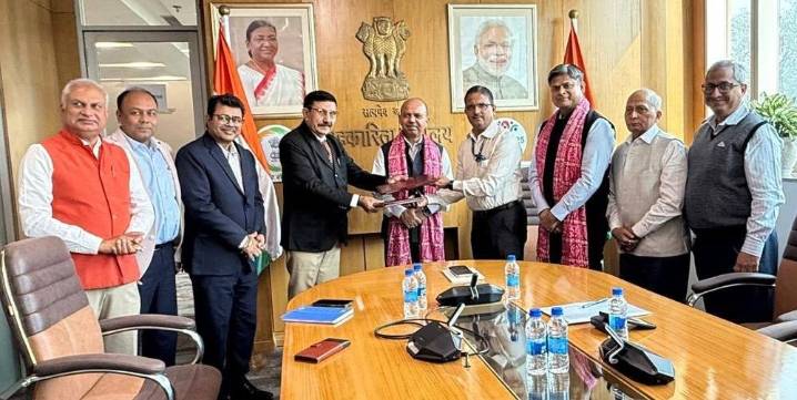 Banas Dairy, BBSSL join hands to build Potato Value Chain