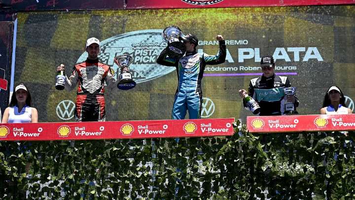 Joaquín Ochoa ganó en las TC Pista Pick Up y Thomás Micheloud fue 4º