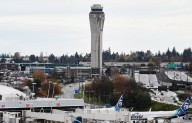 Air traffic controllers miss another paycheck as Seattle’s private jets soar