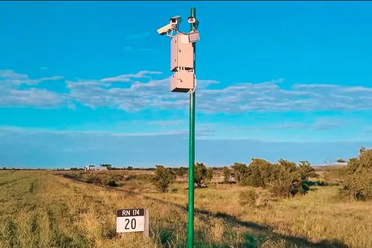 Instalaron radares de control en la Ruta 174 de la conexión Victoria