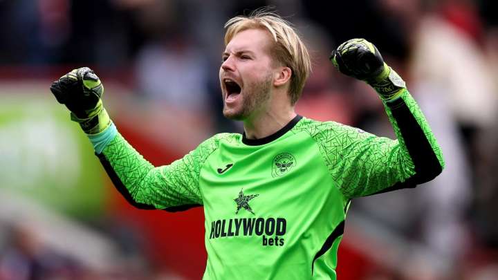 Caoimhin Kelleher over England stars as Ben Foster ranks top Premier League five goalkeepers
