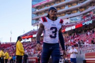 DeMario Douglas’ Emotional Message for Late Uncle After 100-Yard Game in Patriots Win DeMario Douglas leaves an emotional message for his late uncle after recording a career-high 100-yard game during 