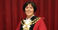 'Oldham has lost a remarkable woman' - tributes paid to former town mayor