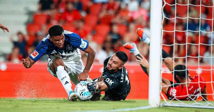 Leo Román, sin prisa pero sin pausa