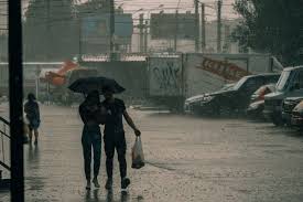 Pronostican lluvias en el sureste y ambiente frío en el norte de México