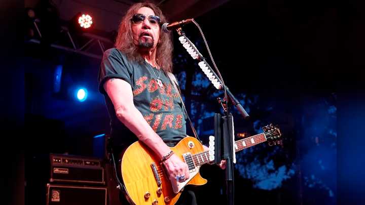 Revelan las causas de muerte del exguitarrista de Kiss