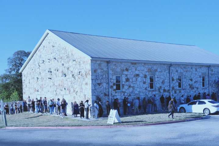 Doug Weiss leads early in Pflugerville mayor’s ...