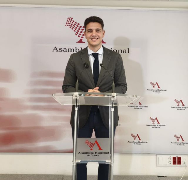 El PSOE saca adelante su iniciativa para climatizar las aulas de la Región de Murcia