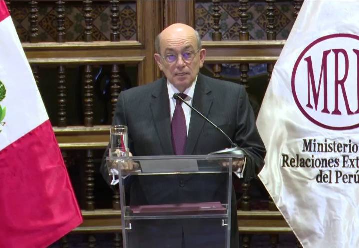 Perú rompe relaciones diplomáticas con México por asilo a ex jefa de gabinete de Castillo