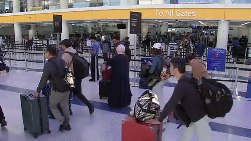 Comienza la avalancha de viajes por el Día de Acción de Gracias. Esto es lo que debe saber antes de viajar