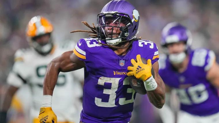 Vikings RB Aaron Jones discusses the faith he has in JJ McCarthy, relationship with Aaron Rodgers
