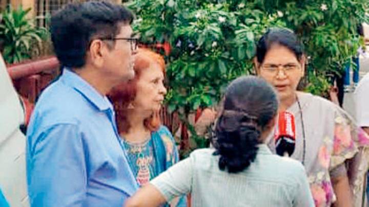 Rail commuter bodies demand inquiry by retired judge into Mumbra train tragedy