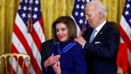 La expresidenta de la Cámara de Representantes de EE.UU., Nancy Pelosi, anuncia su retiro de la política