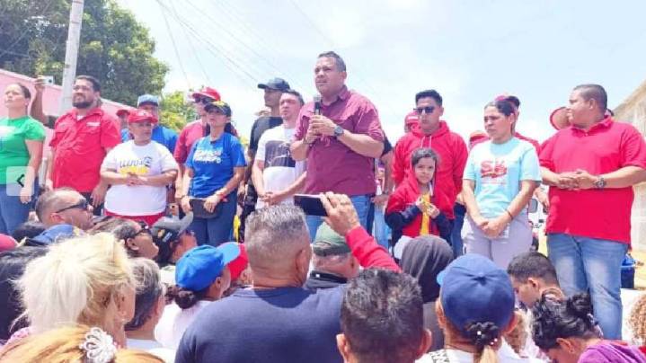 Víctor Clark: “ Estamos listos para consagrar la victoria del pueblo porque Bolívar guía nuestros pasos”