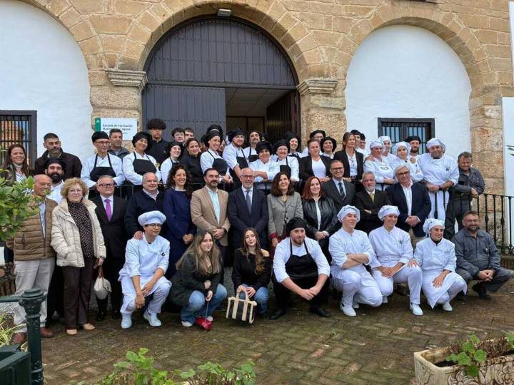 La Escuela de Hostelería La Laguna reabre su aula restaurante
