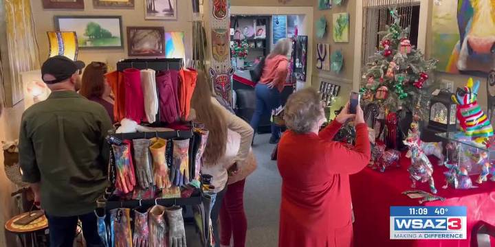 Aladdin’s Art Gallery celebrates 60 years