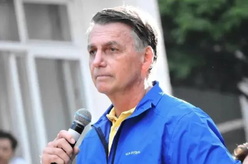 Bolsonaro admitió que intentó dañar su tobillera electrónica "por curiosidad"