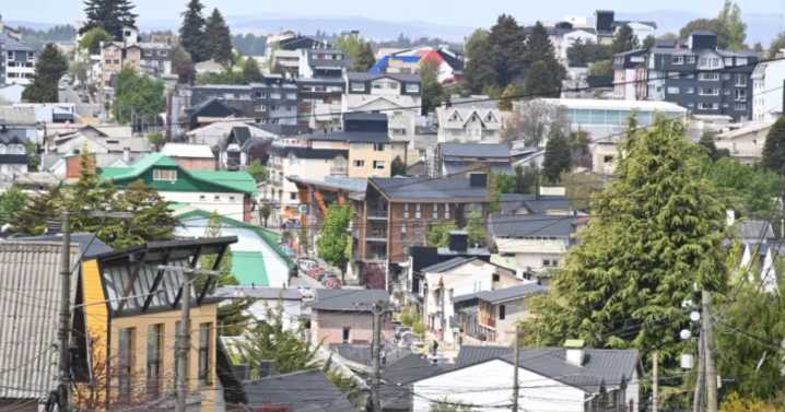 Muerte por hantavirus en Bariloche: el contagio habría sido durante tareas de desmalezamiento, cómo siguen los aislados