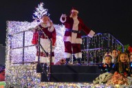 Winter Lights Fest kicks off holiday season in Aurora